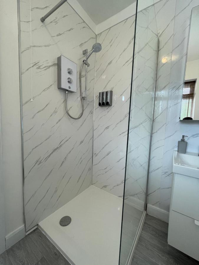 Lovely 2 Bed Apartment, Arnold Town Centre. Nottingham Esterno foto