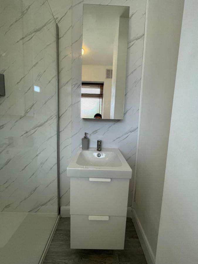 Lovely 2 Bed Apartment, Arnold Town Centre. Nottingham Esterno foto