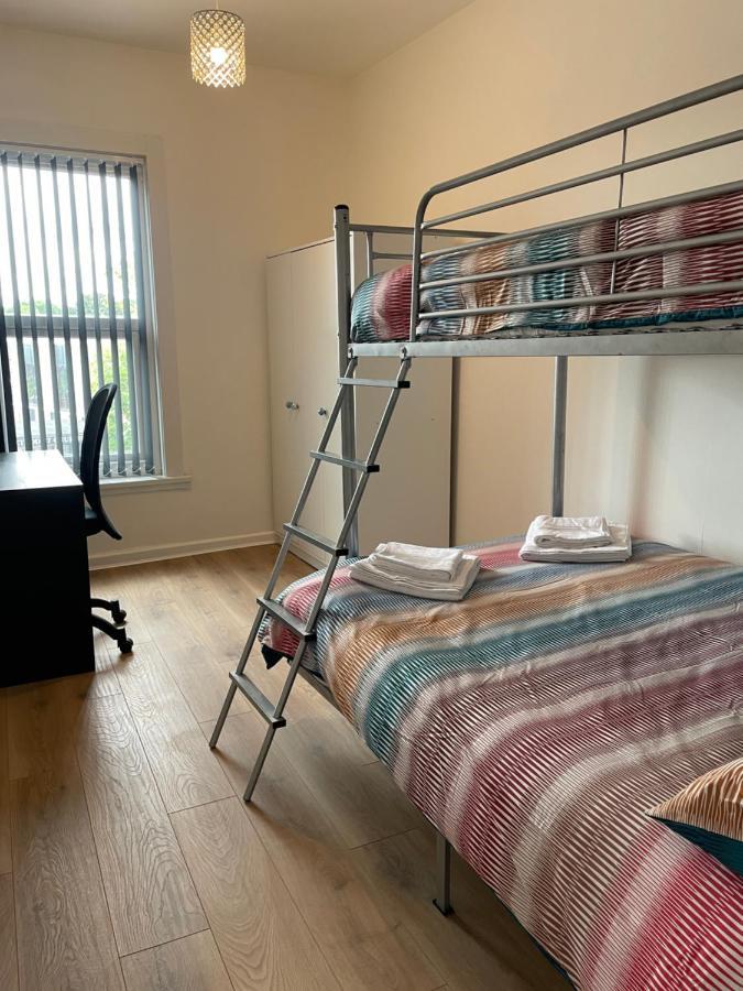Lovely 2 Bed Apartment, Arnold Town Centre. Nottingham Esterno foto